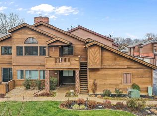 1210 Hemingway Ln #H, Saint Charles, MO 63304