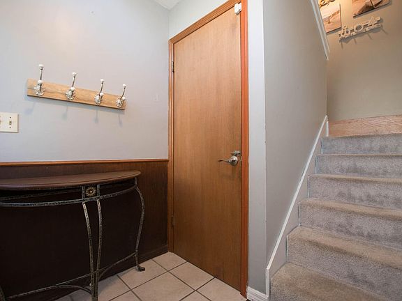 3rd image of 437 N Halifax Ave #8