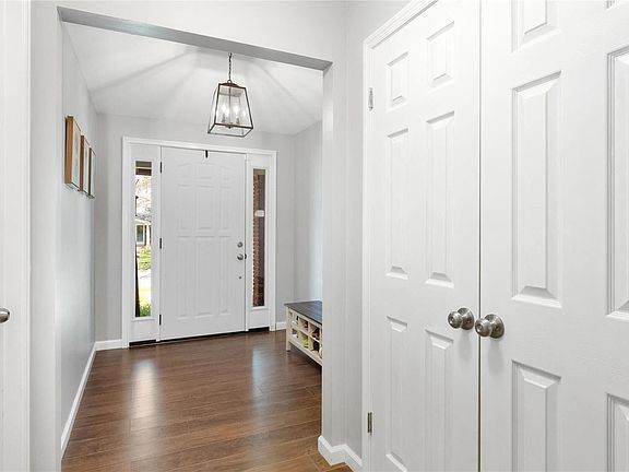 3rd image of 12656 Tallow Hill Ln