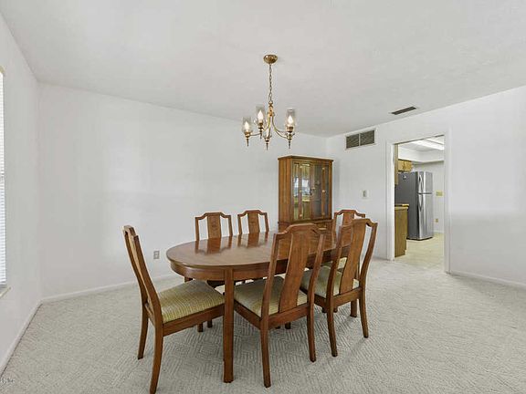 4th image of 54 Ocean Dr