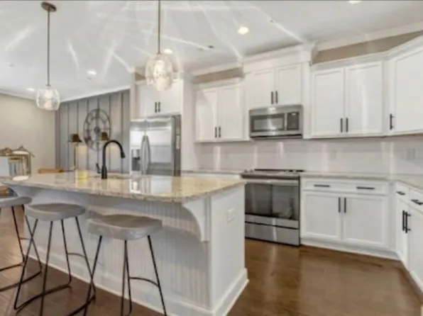 2636 Wellesley Square Dr, Thompsons Station, TN 37179