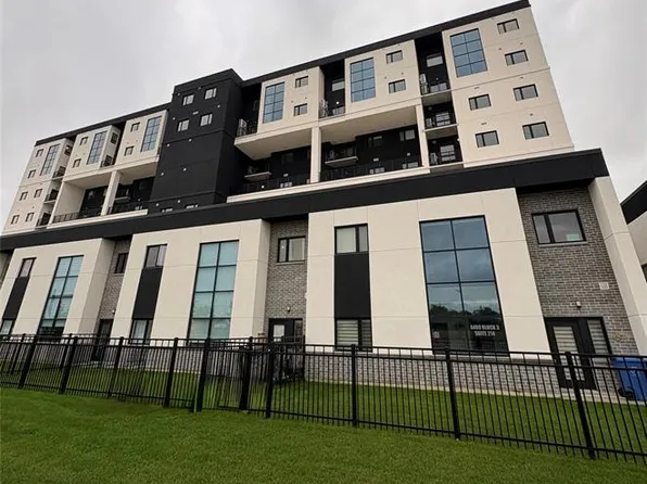 4400 Laurier Pkwy, Lasalle, ON