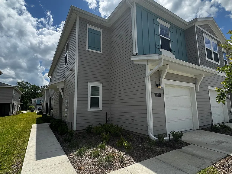 2234 Windward Cay Ln — Photo 2