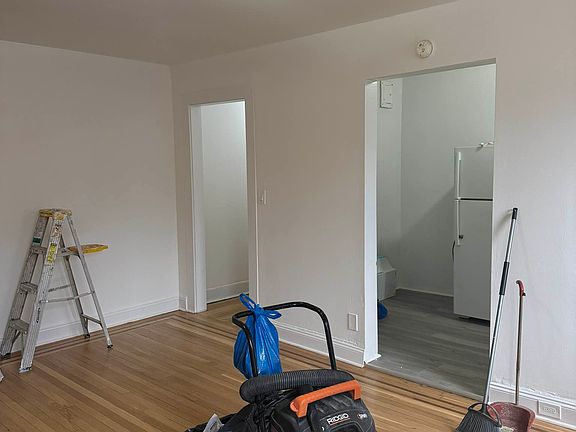 3rd image of 8829 Fort Hamilton Pkwy APT B45