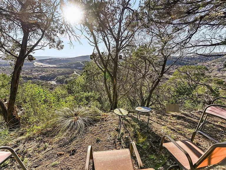 6813 Valburn Dr — Photo 29
