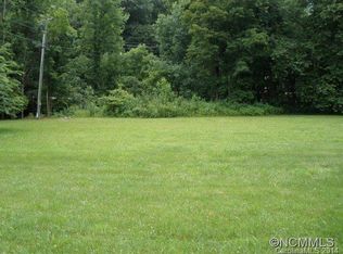 5 Breezy Creek Ln, Maggie Valley, NC 28751