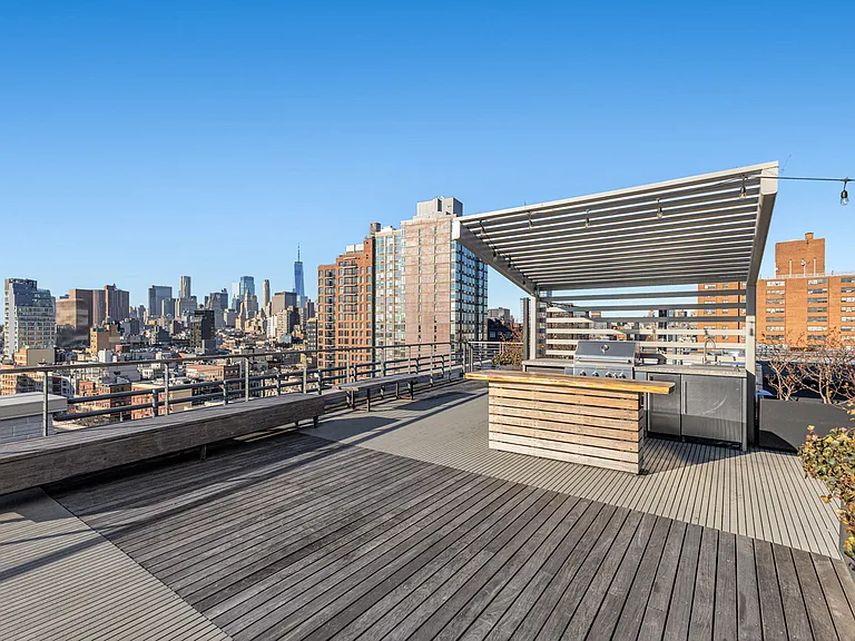 250 E Houston St #5G — Photo 10