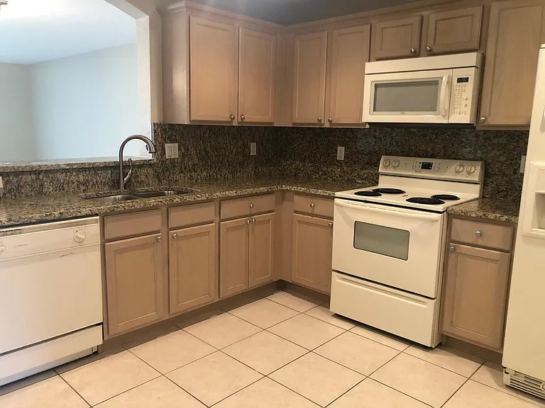 8055 Big Pine Way — Photo 3