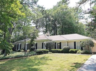725 Weatherly Ln NW, Sandy Springs, GA 30328