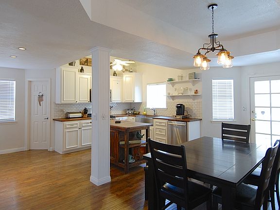 5th image of 10837 Loma Del Norte Dr