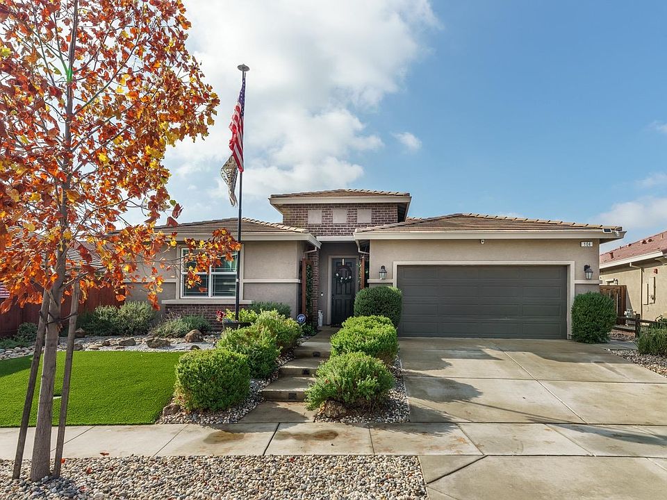 1st image of 104 Capri Ct