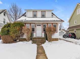 14 Denton Ct, Rockville Centre, NY 11570