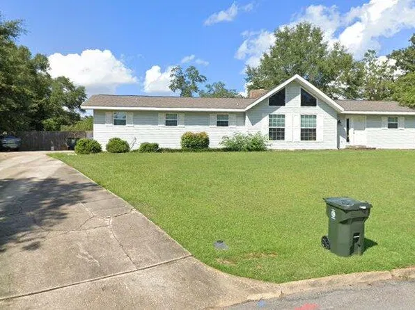 107 Kramer Ct, Dothan, AL 36305