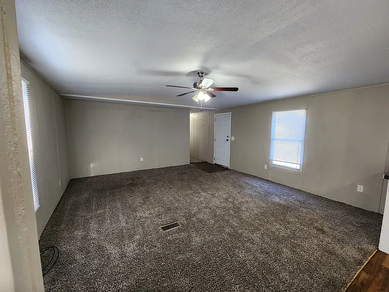 Village Oaks — Photo 12