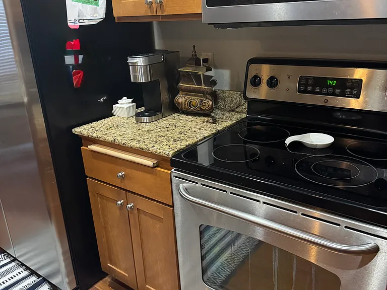 3126 Alameda St #211 — Photo 12