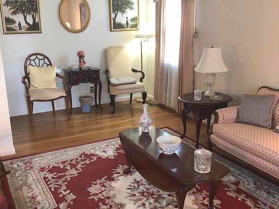 5th image of 4202 Saint Francis Ln
