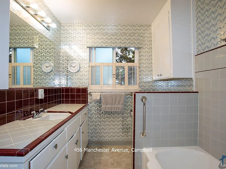 456 Manchester Ave — Photo 18