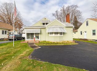 32 Dorsey Rd, Rochester, NY 14616