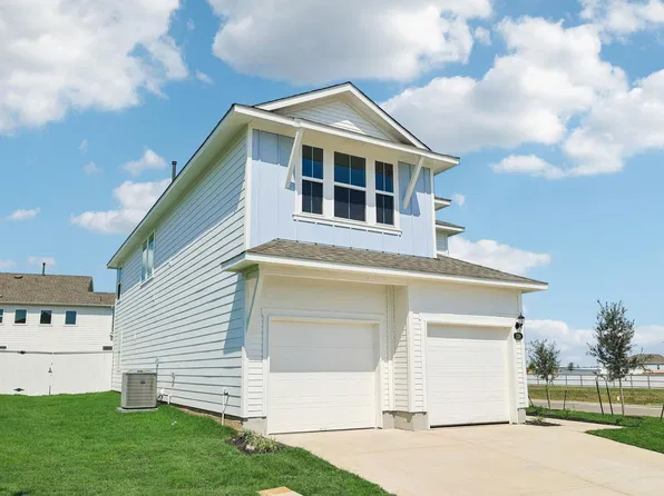128 Honeybee Ln, Elgin, TX 78621