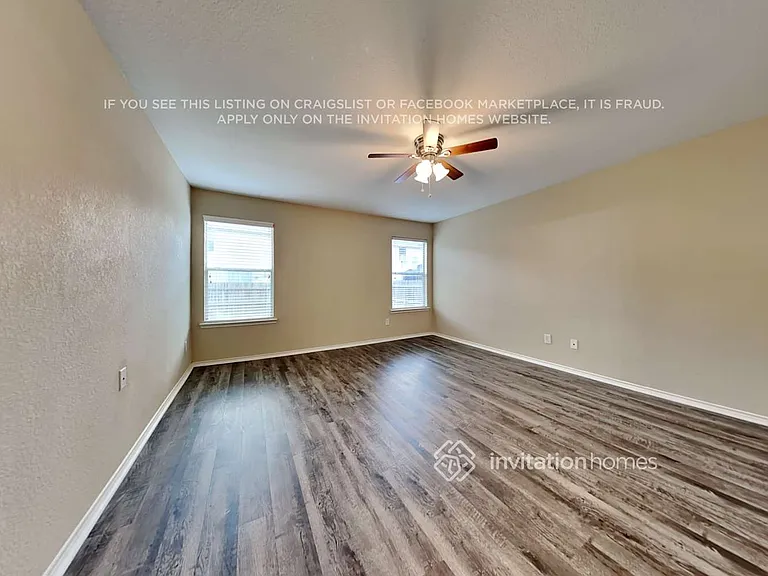 10408 Hideaway Trl — Photo 11