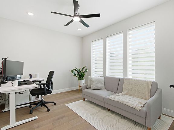 3rd image of 3124 Sherlock Ln