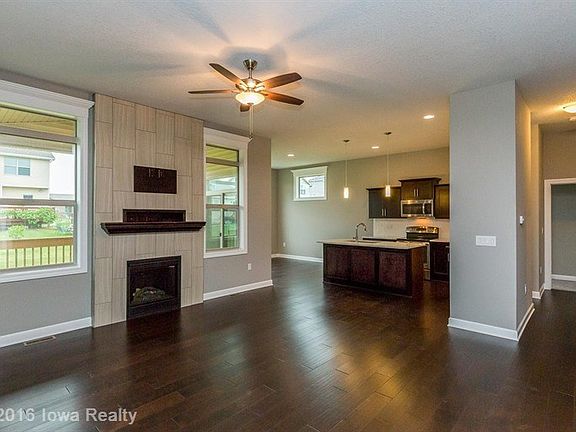 5th image of 2380 SE Riverbirch Ln