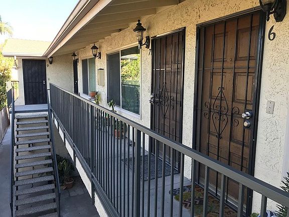 3rd image of 2415 E 6th St APT 9