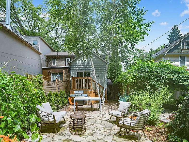 401 Balliol St — Photo 32