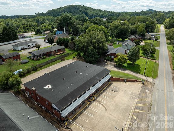 4th image of 319 Connelly Springs Rd SW