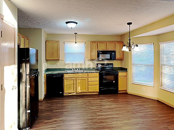 3rd image of 3169 Longspur Dr