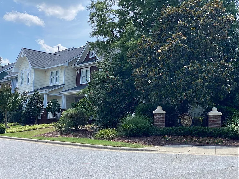 1156 Bungalow Park Dr — Photo 17