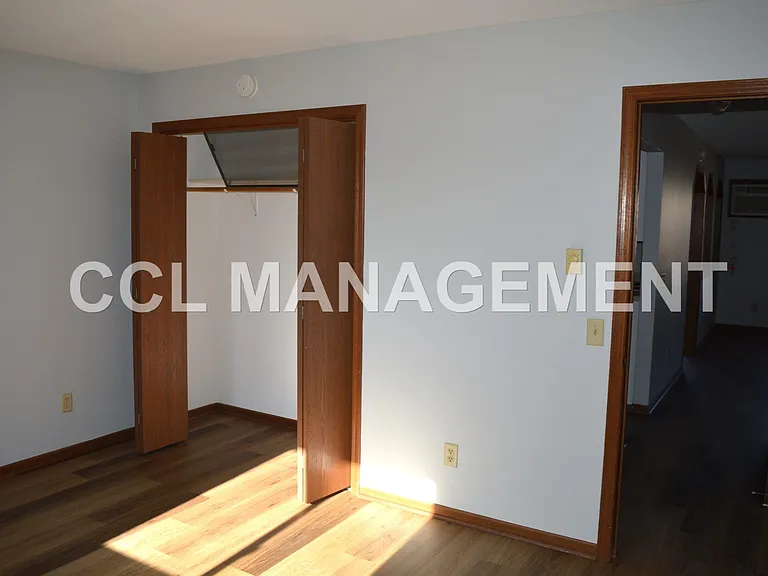 1237 Sunfield St #3 — Photo 4