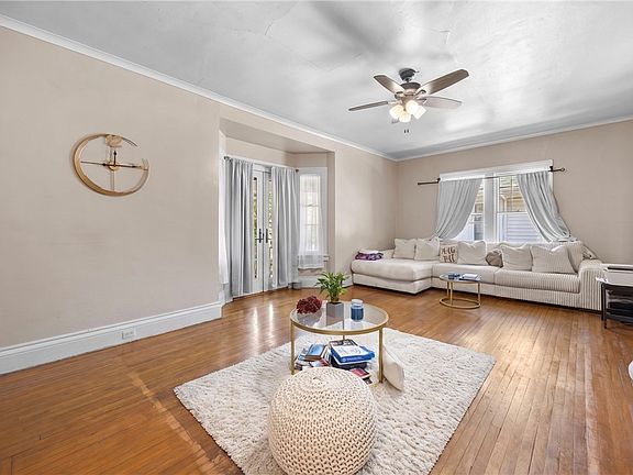 3rd image of 46 Raines Park
