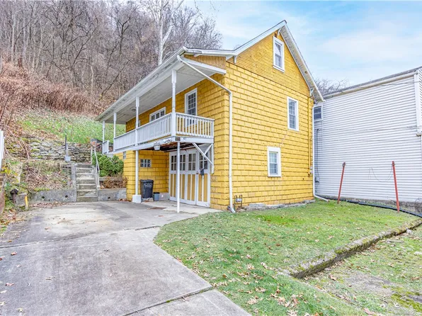 423 Marion St, Creighton, PA 15030