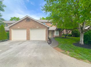 10421 Ravenbrook Ln, Knoxville, TN 37922