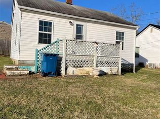 918 Old Ekron Rd, Brandenburg, KY 40108