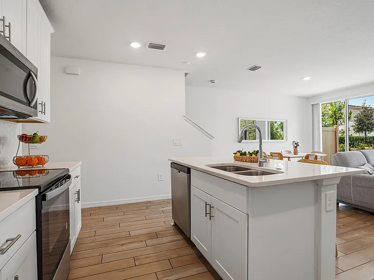 16368 Happy Eagle Dr — Photo 10
