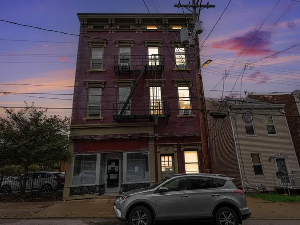 24 E University Ave Unit 1, Cincinnati, OH 45219