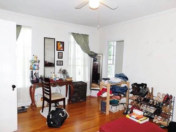 2nd image of 18 Richmond St