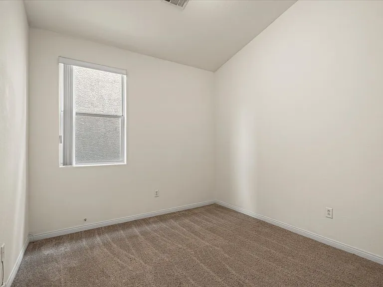 9618 Rolling Thunder Ave — Photo 16