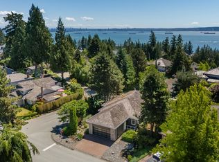 4789 Headland Dr, West Vancouver, BC V7W3H6