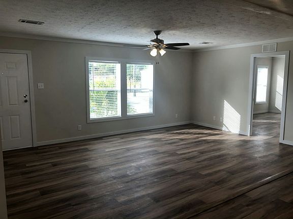 5th image of 3000 N Tamiami Trl #8PTT3V