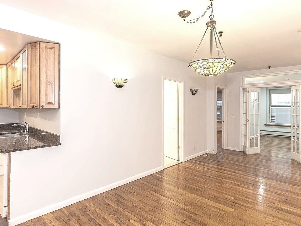 1st image of 41 W 28th St #4C
