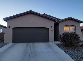 1205 Fascination St NE, Rio Rancho, NM 87144