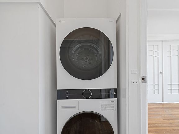 4th image of 3435 18th St #11