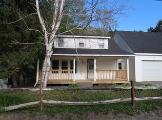 174 Dr Mann Rd, Augusta, ME 04330