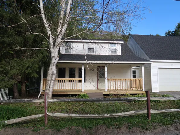 174 Dr Mann Road, Chelsea, ME 04330