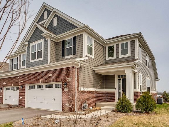 2nd image of 23113 Pinehurst Dr