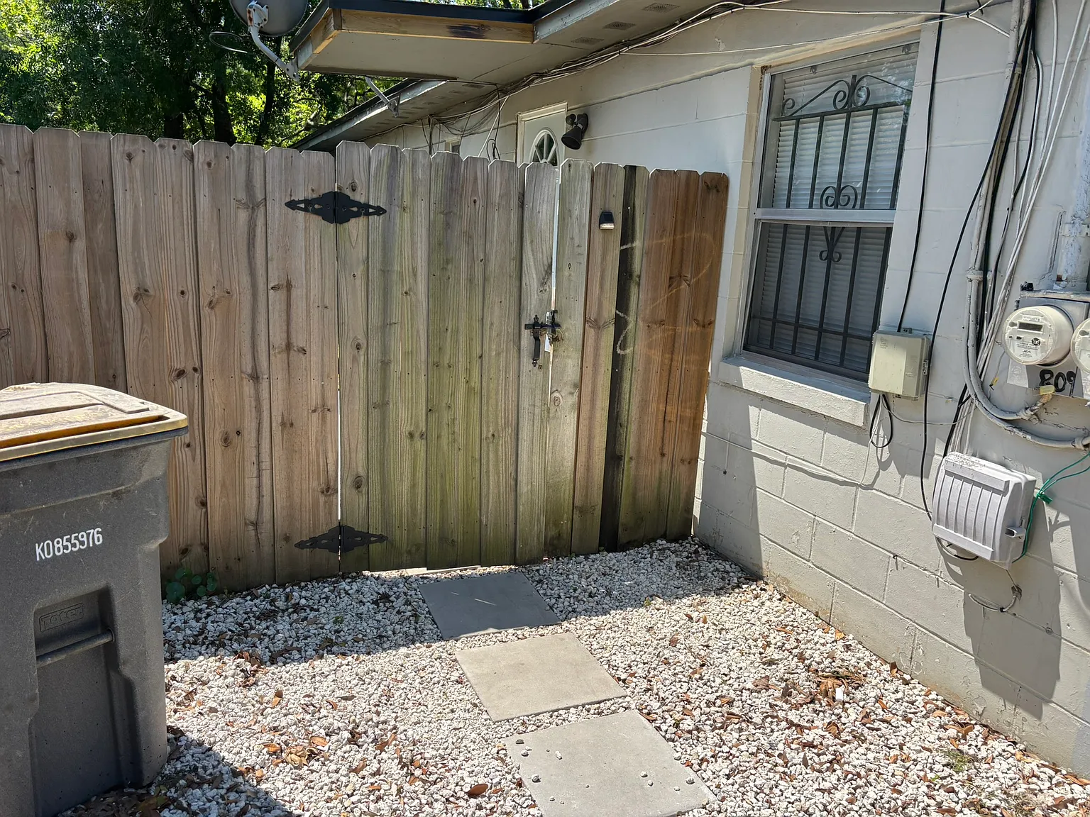 2 bed, 700 sqft, $950 — Photo 4