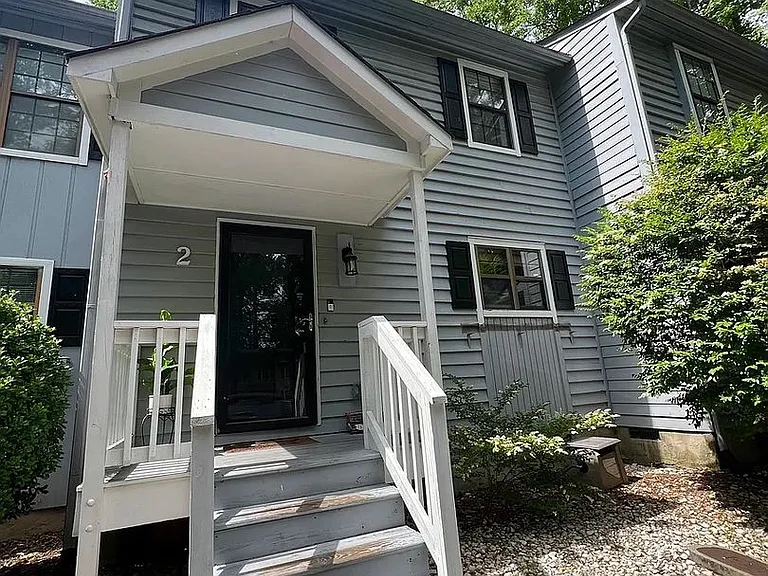 2 Willow Bridge Dr — Photo 11
